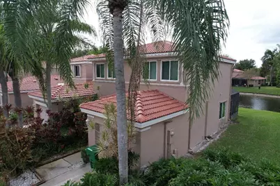 1741 SW 109th Terrace, Davie, FL 33324 - Photo 2