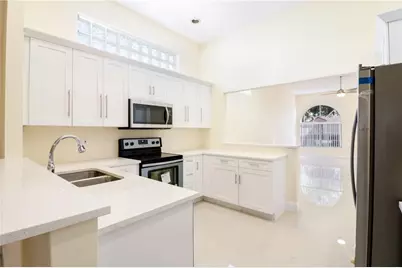 10825 Morningstar Drive, Hollywood, FL 33026 - Photo 8