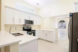 10825 Morningstar Dr, Hollywood, FL 33026 - Photo 8