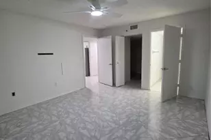 9470 Tangerine Pl, Davie, FL 33324 - Photo 20