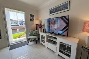 2808 NE 33rd Ct, Fort Lauderdale, FL 33306 - Photo 10