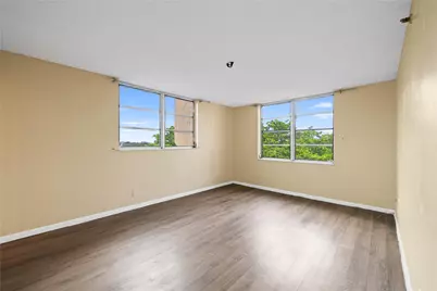 3300 W Rolling Hills Circle #610, Davie, FL 33328 - Photo 6