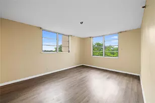 3300 W Rolling Hills Cir, Davie, FL 33328 - Photo 6