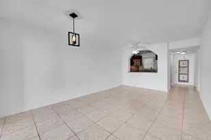 2851 E Sunrise Lakes Dr Unit, Sunrise, FL 33322 - Photo 18