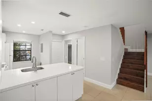 510 NW 103rd Terrace, Pembroke Pines, FL 33026 - Photo 6