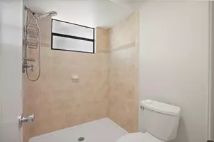 510 NW 103rd Terrace, Pembroke Pines, FL 33026 - Photo 20