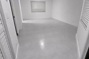 8657 SW 5th St, Pembroke Pines, FL 33025 - Photo 16