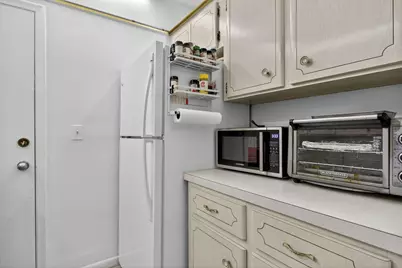 418 S Cypress Road #110, Pompano Beach, FL 33060 - Photo 10