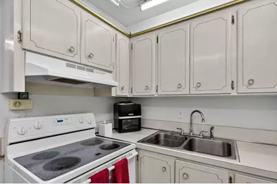 418 S Cypress Road #110, Pompano Beach, FL 33060 - Photo 12