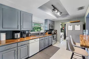 5260 NE 17th Terrace, Fort Lauderdale, FL 33334 - Photo 4