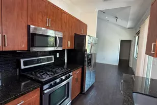 12662 NW 32nd Pl, Sunrise, FL 33323 - Photo 2