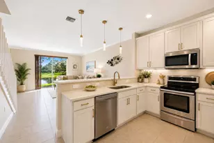 4792 Sundance Way, Davie, FL 33328 - Photo 4
