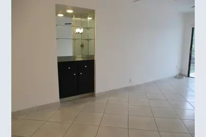 9233 SW 8th Street #311, Boca Raton, FL 33428 - Photo 8