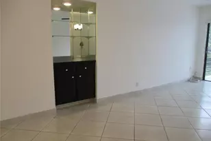 9233 SW 8th St, Boca Raton, FL 33428 - Photo 8