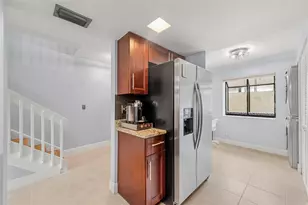 7110 SW 42nd Ct, Davie, FL 33314 - Photo 8