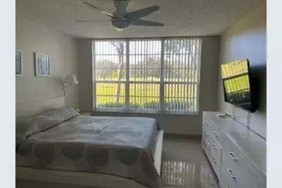 565 Oaks Lane #103, Pompano Beach, FL 33069 - Photo 32