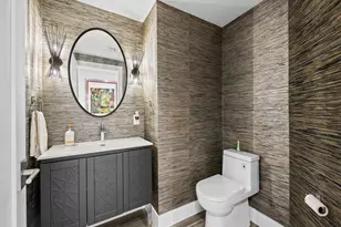 1050 Seminole Dr, Fort Lauderdale, FL 33304 - Photo 4