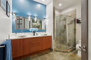 2633 NE 14th Ave, Wilton Manors, FL 33305 - Photo 14