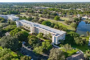 3503 Oaks Way, Pompano Beach, FL 33069 - Photo 36