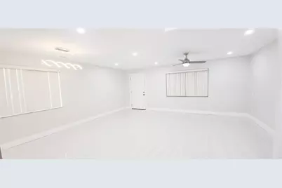 343 Normandy H #343, Delray Beach, FL 33484 - Photo 2