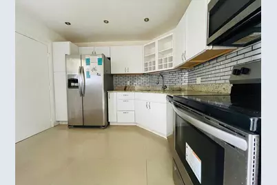 6300 S Falls Cir Drive #412, Lauderhill, FL 33319 - Photo 4