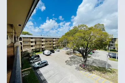 6300 S Falls Cir Drive #412, Lauderhill, FL 33319 - Photo 28