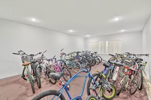 550 Bayshore Dr, Fort Lauderdale, FL 33304 - Photo 26