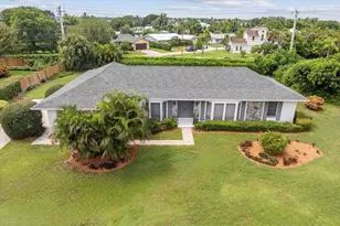 137 SE Turtle Creek Dr, Jupiter, FL 33469 - Photo 36