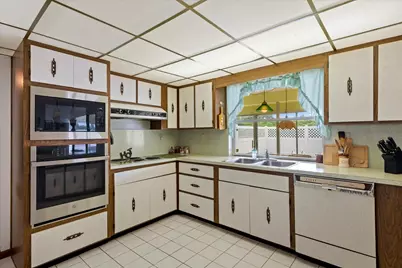 137 SE Turtle Creek Drive, Jupiter, FL 33469 - Photo 14