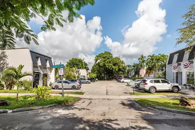 13509 NE 21st Court #13509, North Miami, FL 33181 - Photo 12