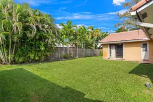 2326 NW 96th Way, Coral Springs, FL 33065 - Photo 24