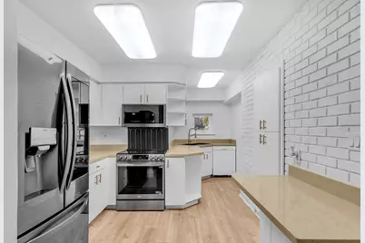 5181 SW 14th Street, Fort Lauderdale, FL 33317 - Photo 12