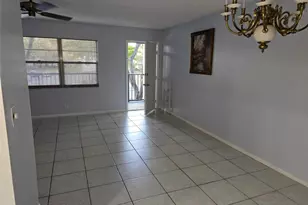 300 SW 134th Way, Pembroke Pines, FL 33027 - Photo 2