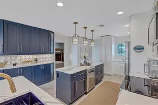 7125 Gulf Of Mexico Unit, Longboat Key, FL 34228 - Photo 4