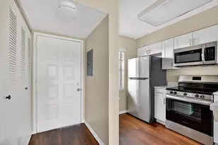 2236 N Cypress Bend Dr, Pompano Beach, FL 33069 - Photo 4