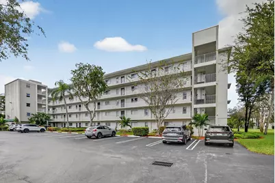 2236 N Cypress Bend Drive #508, Pompano Beach, FL 33069 - Photo 2