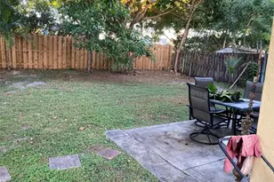 7932 Lakewood Cove Ct, Lake Worth, FL 33467 - Photo 6