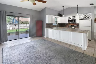 231 SE 9th Street, Dania Beach, FL 33004 - Photo 10