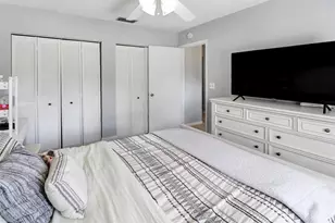 231 SE 9th St, Dania Beach, FL 33004 - Photo 24