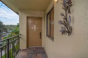 301 Lakeview Dr, Weston, FL 33326 - Photo 2