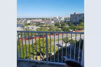 1300 NE Miami Gardens Drive #810e, Miami, FL 33179 - Photo 14