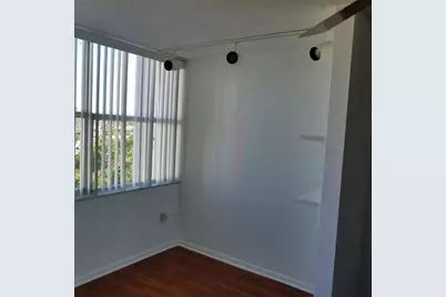 1300 NE Miami Gardens Drive #810E, Miami, FL 33179 - Photo 4