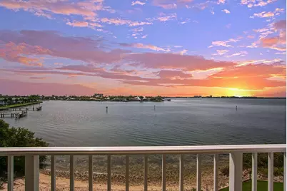 3 Harbour Isle Drive #302, Fort Pierce, FL 34949 - Photo 2