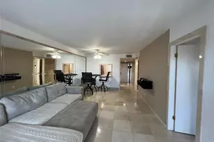 4311 Crystal Lake Dr, Pompano Beach, FL 33064 - Photo 6