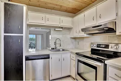 4311 Crystal Lake Drive #421, Pompano Beach, FL 33064 - Photo 2