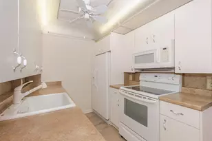 4087 Cornwall E Unit, Boca Raton, FL 33434 - Photo 10