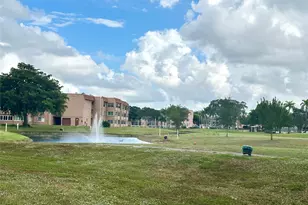 9821 Sunrise Lakes Blvd, Sunrise, FL 33322 - Photo 12