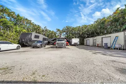 4860 SW 61st Avenue, Davie, FL 33314 - Photo 32