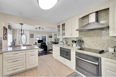 4860 SW 61st Avenue, Davie, FL 33314 - Photo 12