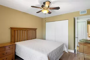 822 NE 25th Ave, Hallandale Beach, FL 33009 - Photo 22